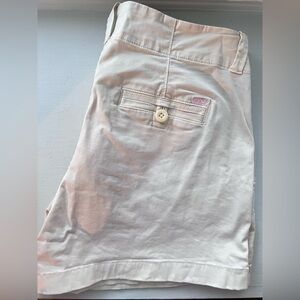 Vineyard Vines Every Day Shorts Size 6 Khaki